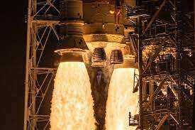 RS-25 engine cluster firing — SLS core stage main engines during launch