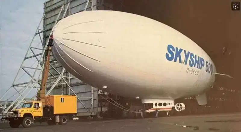 Skyship 600 emerging from hangar